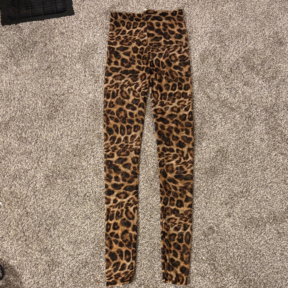 Chic Animal Print Leggings